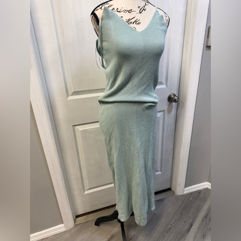 Elegant Sleeveless Mint Green Dress
